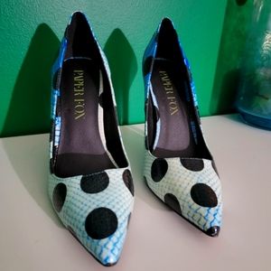 Blue 🐍 ombre polka dot heels